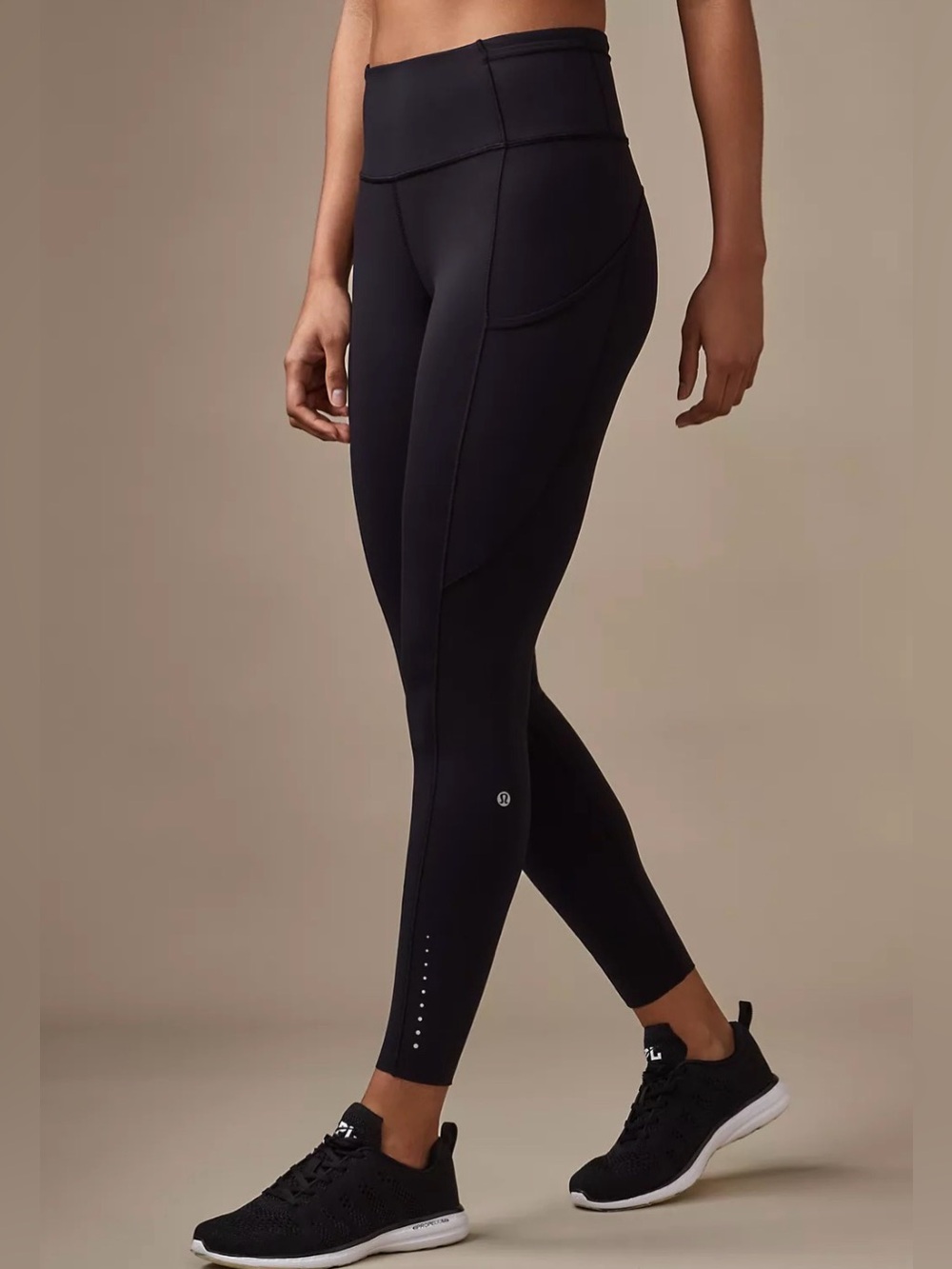 NWT Lululemon Fast and Free HR Tight 25” W/ Pockets Sz 8